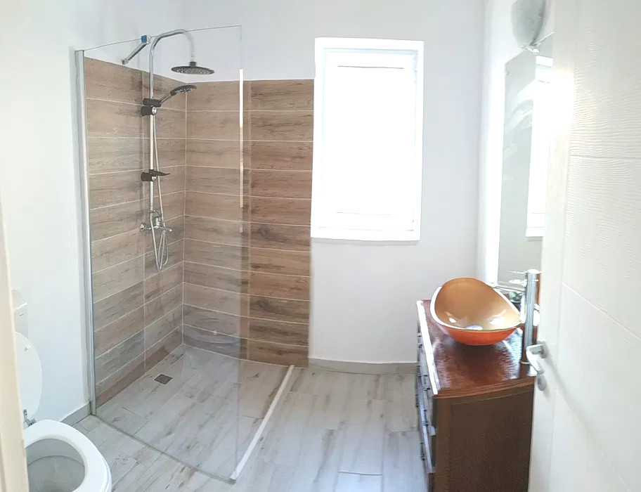 Apartament cu 2 camere, 50 mp, balcon, strada Cetatii