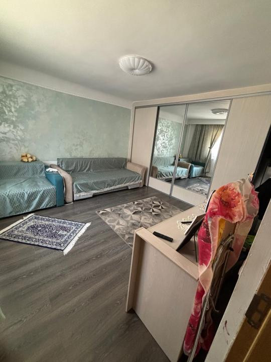 Apartament la casa,cu 1 camera si terasa,loc de parcare,zona Marasti