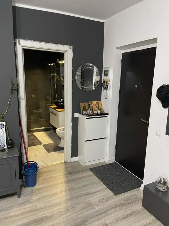 Apartament 2 camere, semidecomandate, 35 mp, zona Teilor 