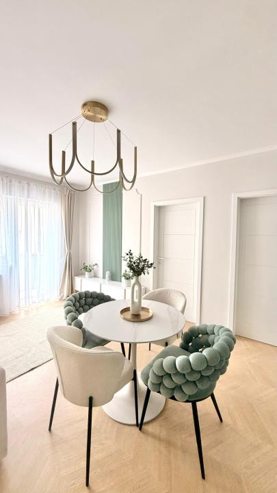 Apartament cu 3 camere la cheie,bloc nou, etaj intermediar,zona Terra
