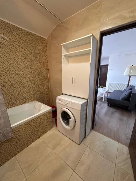 Apartament cu 2 camere, 56 mp, parcare, zona Florilor
