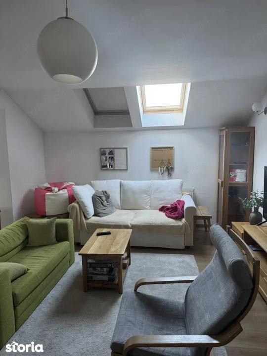 Apartament cu 3 camere, 67 mp, balcon, zona Terra