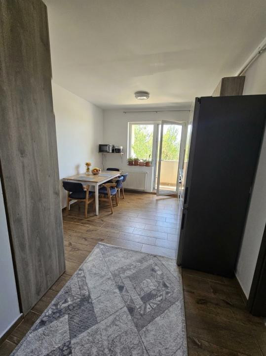 Apartament 2 camere mobilat, 55 mp, decomandat, etaj intermediar, zona BMW