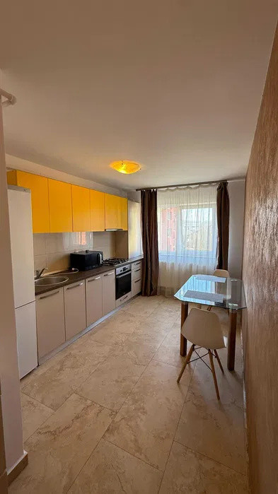Apartament cu 2 camere, 56 mp, balcon, zona Terra