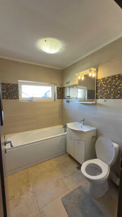 Apartament cu 2 camere, 56 mp, balcon, zona Terra