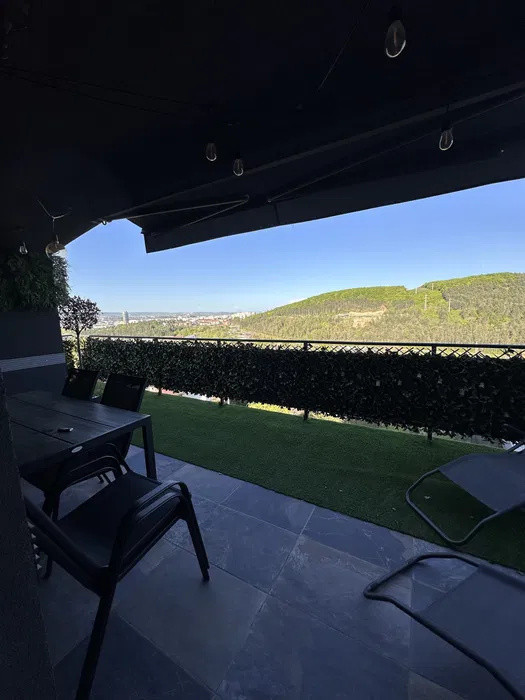 Apartament finisat modern, 56 mp, strada Razoare