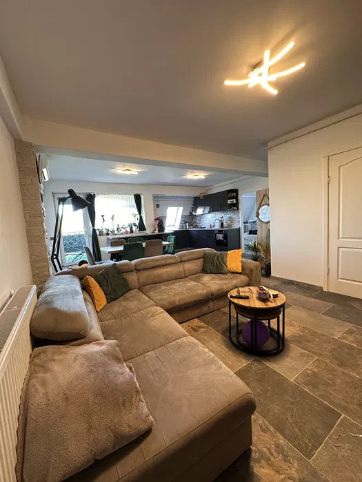 Apartament finisat modern, 56 mp, strada Razoare