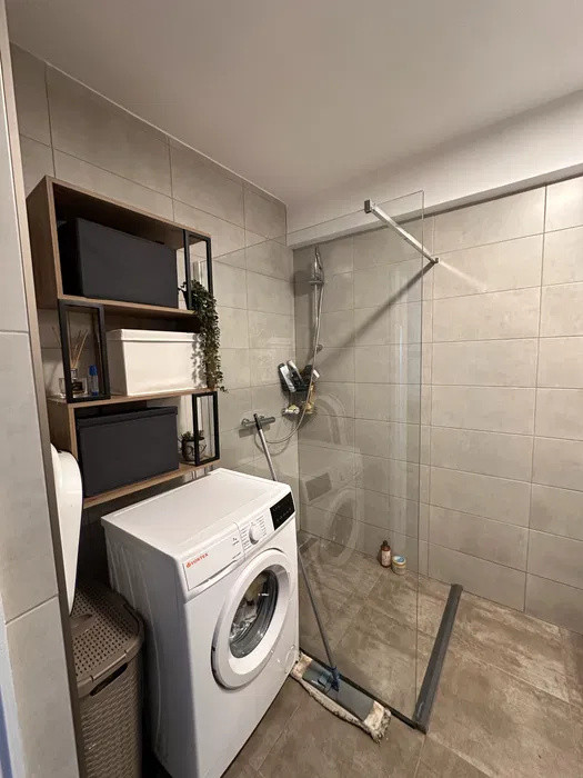 Apartament finisat modern, 56 mp, strada Razoare
