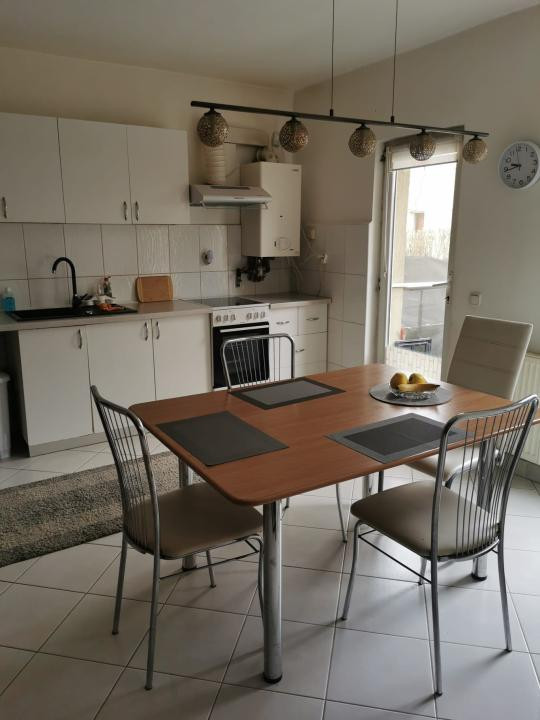 Duplex de inchiriat,110 mo utili ,350 m teren ,zona Muzeul Apei