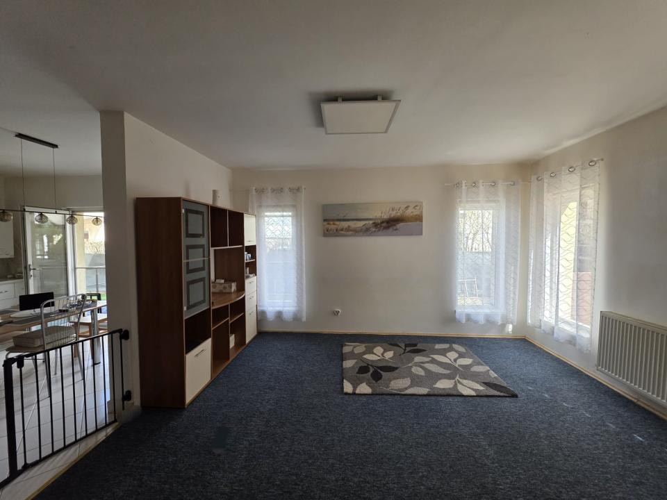 Duplex de inchiriat,110 mo utili ,350 m teren ,zona Muzeul Apei