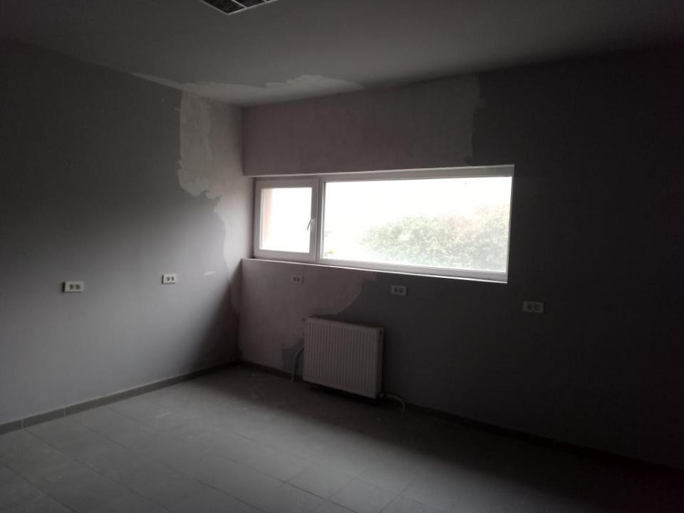 Spatiu comercial de inchiriat, 160mp, zona Campului 