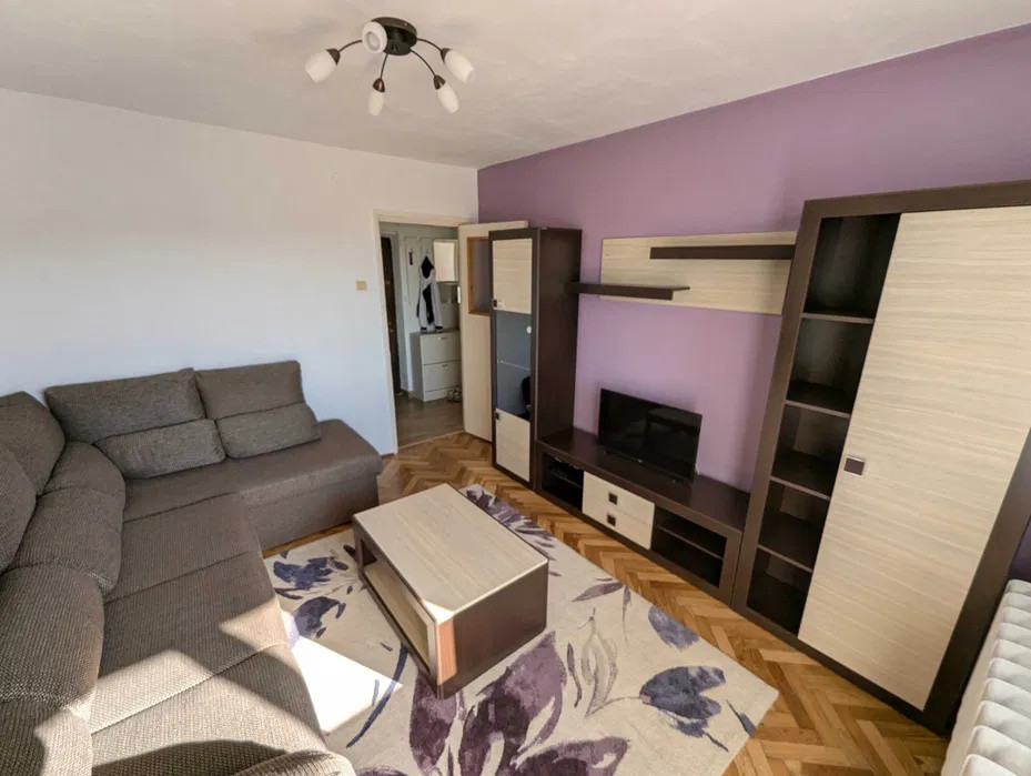 Apartament 2 camere decomandate, 37mp, zona Dambul Rotund