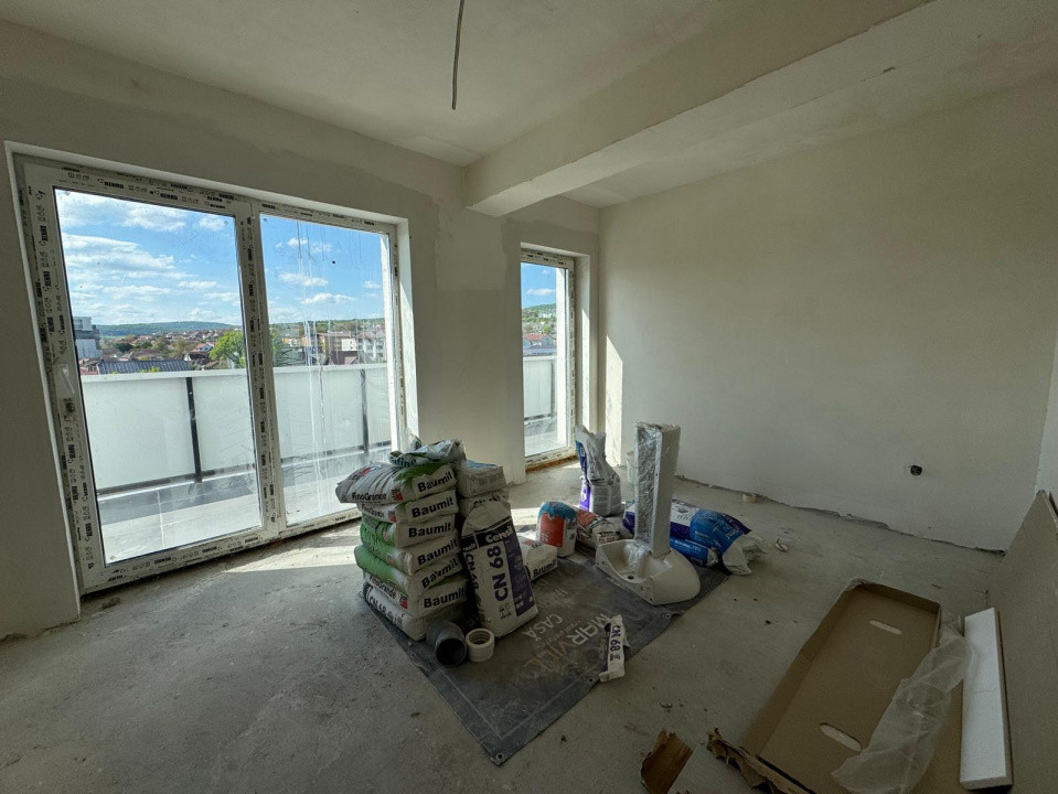 Apartament 2 camere 53mp+terasa 25mp, parcare, etaj intermediar, Corneliu Coposu