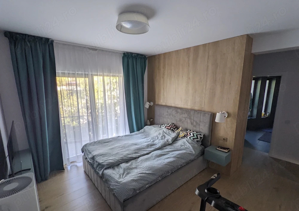 Duplex la cheie cu 4 camere, 137 mp plus 258 mp teren, parcare, zona Macesului