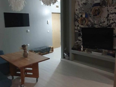 Apartament cu 3 camere,parcare,etaj intermediar,zona Stadionului