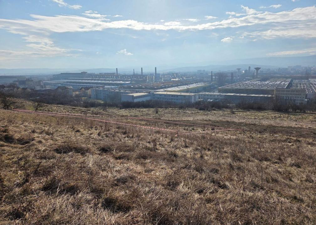 Teren intravilan, 562 mp, zona Iris