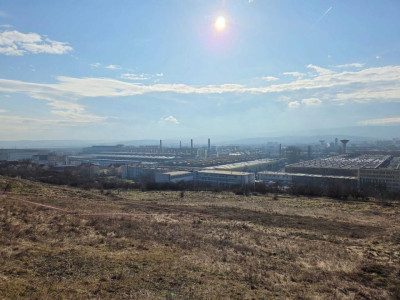 Teren intravilan, 562 mp, zona Iris