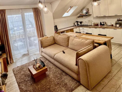 Apartament cu 3 camere, 70 mp, 2 balcoane, Baciu