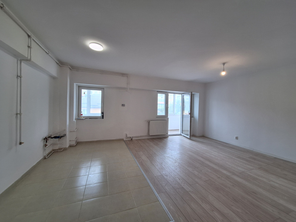 Apartament cu 3 camere, etajul 1, 63 mp, balcon, Baciu