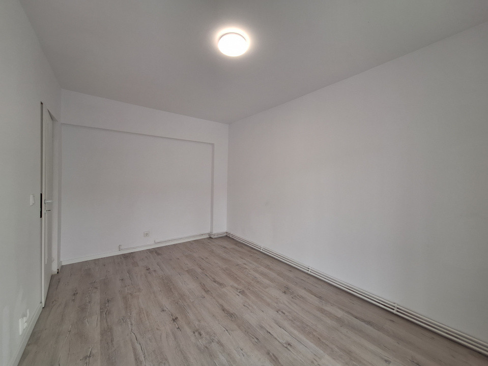 Apartament cu 3 camere, etajul 1, 63 mp, balcon, Baciu