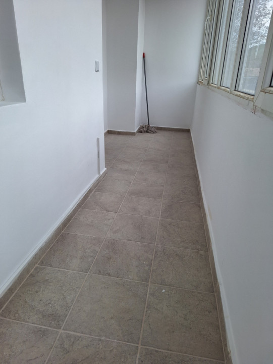 Apartament cu 3 camere, etajul 1, 63 mp, balcon, Baciu