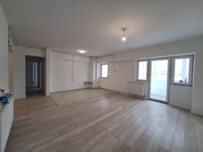 Apartament cu 3 camere, etajul 1, 63 mp, balcon, Baciu