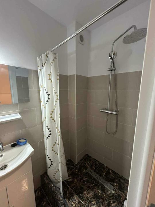 Apartament 3 camere, 80 mp, la prima inchiriere cu un view superb, Florești