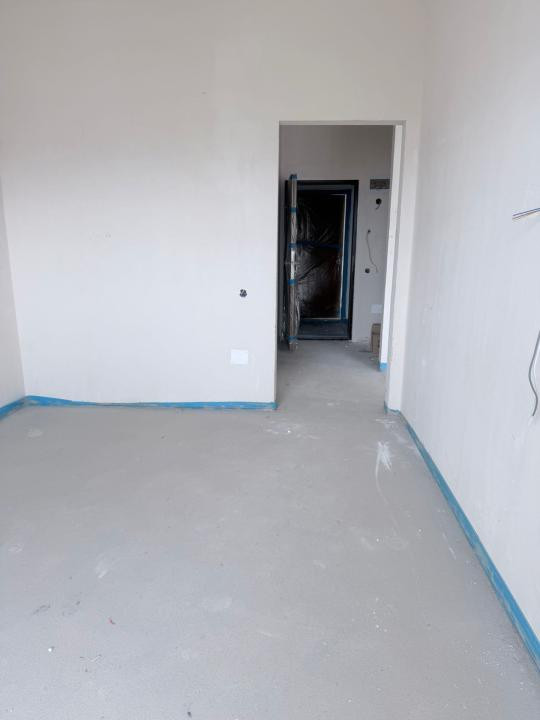 Apartament cu 3 camere,terasa,parcare subterana,,zona Eroilor,etaj intermediar