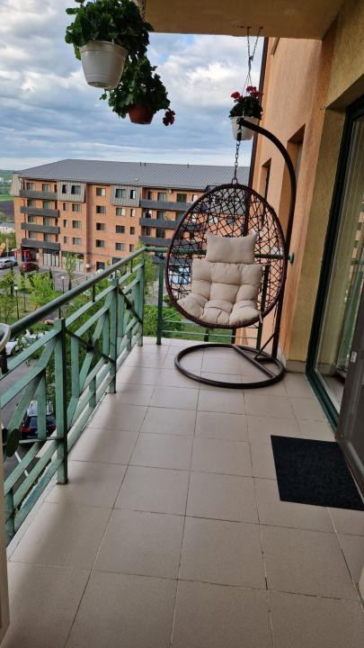 Apartament 2 camere, 41mp + 11mp terasa, etaj intermediar, parcare, zona Auchan