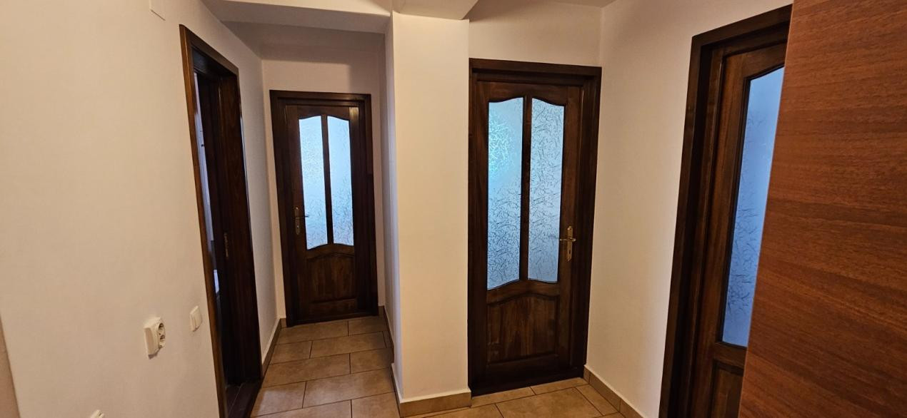 Apartament 2 camere, decomandat, 73 mp, garaj, Buna Ziua