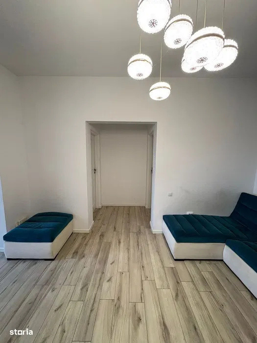 Casa finisata cu 5 camere, 120 mp cu 400 mp teren, parcare, zona Semicentrala