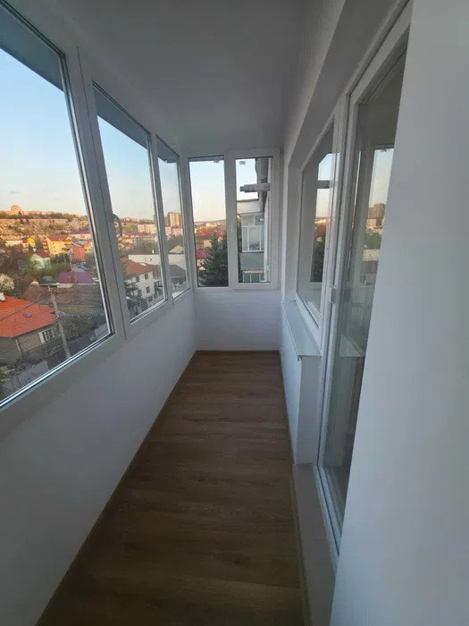 Apartament cu 3 camere, decomandat, balcon, zona Kaufland Manastur