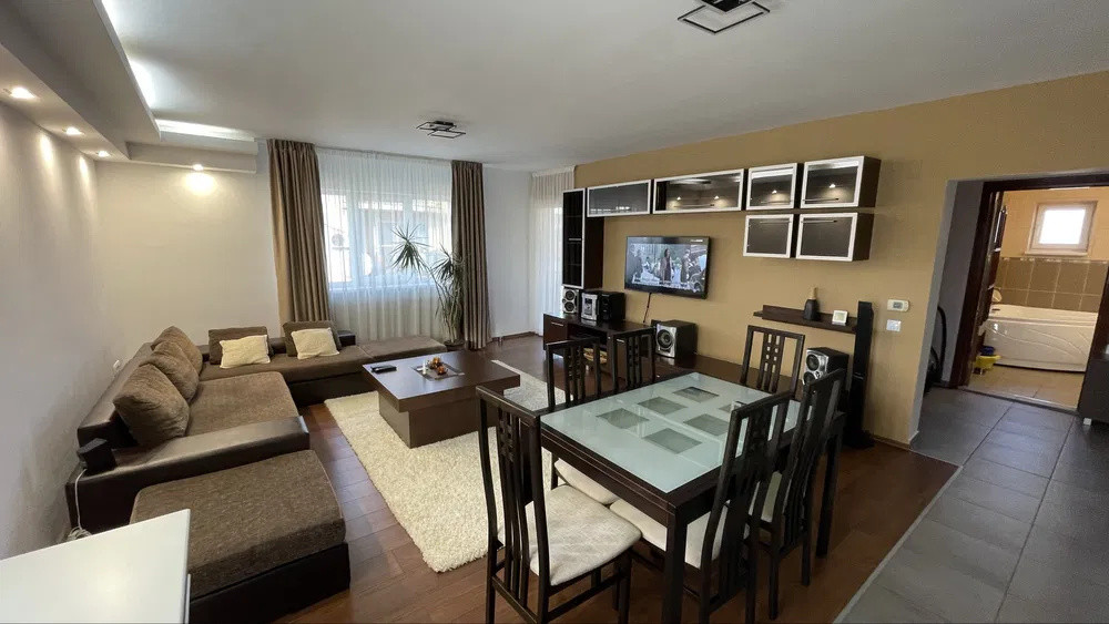 Apartament cu 2 camere, 60 mp, parcare, zona Dumitru Mocanu