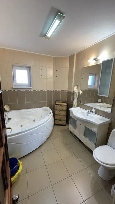 Apartament cu 2 camere, 60 mp, parcare, zona Dumitru Mocanu