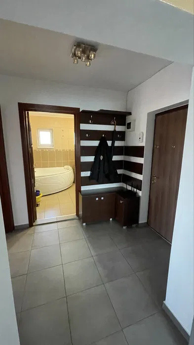 Apartament cu 2 camere, 60 mp, parcare, zona Dumitru Mocanu