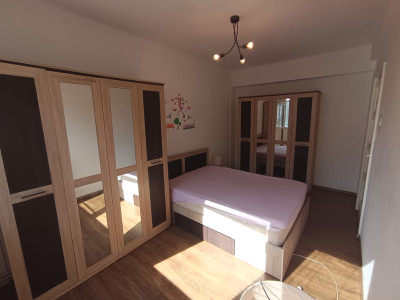 Apartament 2 camere, 44mp, etaj intermediar, zona Facultatii de Litere