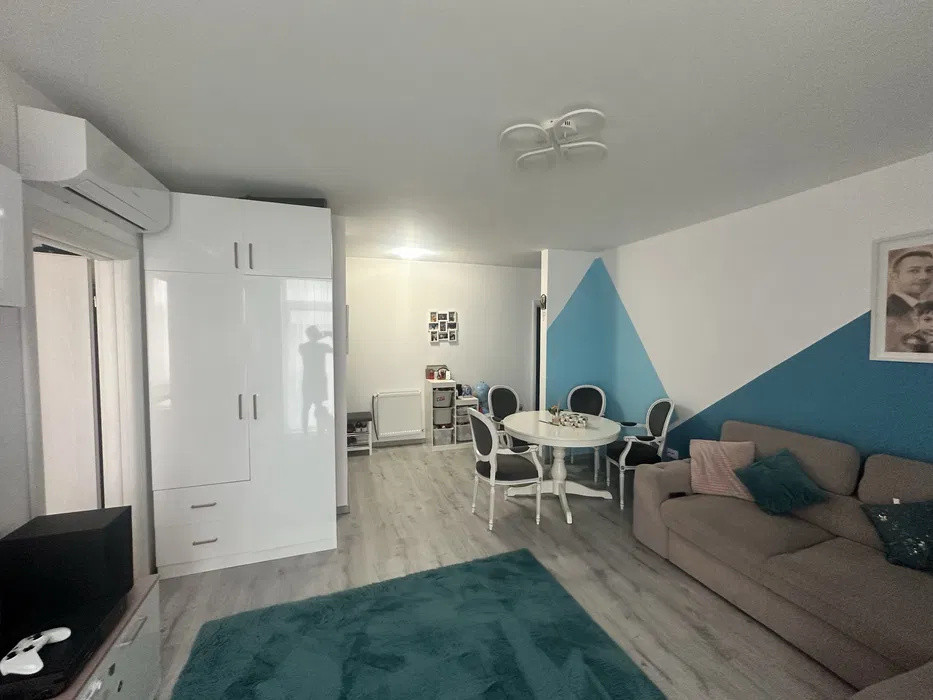 Apartament cu 3 camere, 71 mp, parcare, Baciu