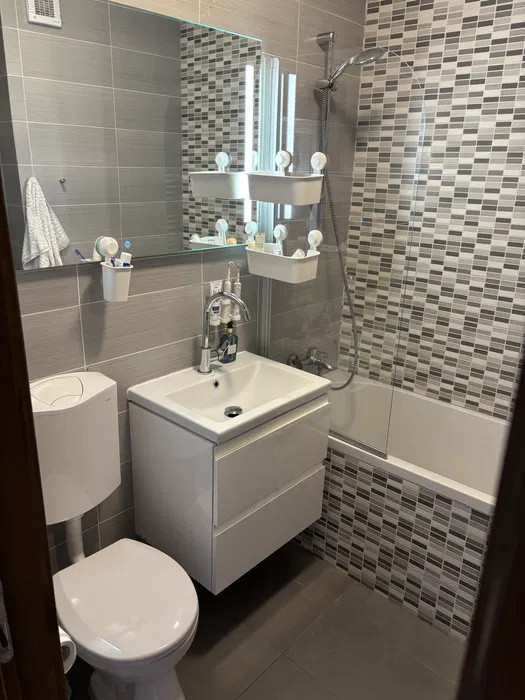 Apartament cu 3 camere, 54,26 mp, balcon, zona Coloane Grigorescu