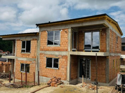 Casă Tip Duplex, 119,95 mp utili, grădină 245 mp, proiect nou, Strada Magnoliei