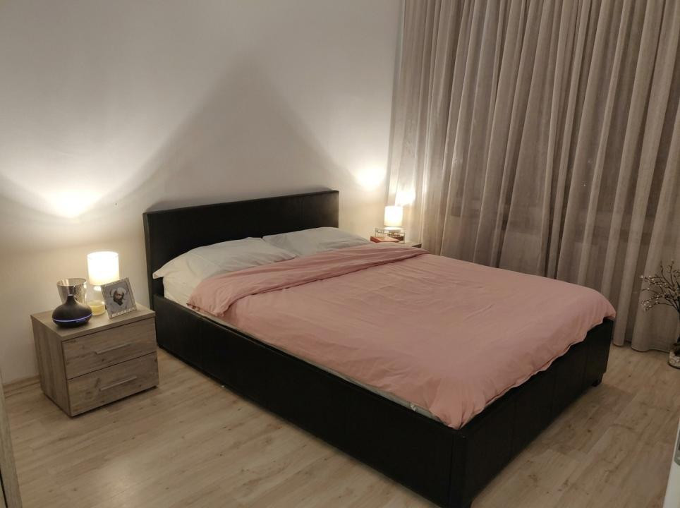 Apartament 2 camere, 40mp, etaj intermediar, parcare, zona Piata 1 Mai
