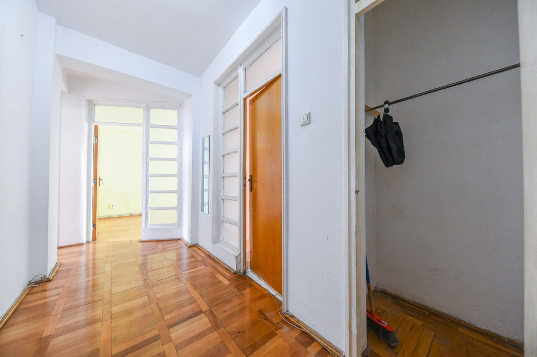 Apartament cu 2 camere, 65 mp, etaj intemediar,zona Calea Floresti