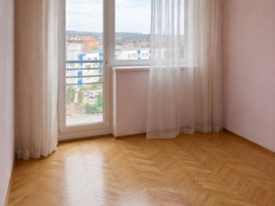 Apartament cu 2 camere, 65 mp, etaj intemediar,zona Calea Floresti