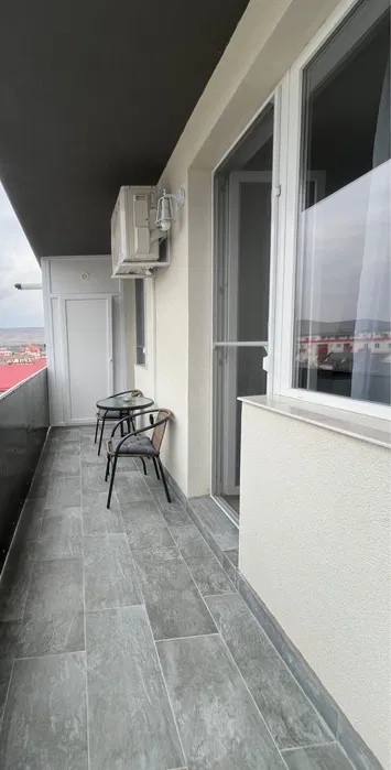 Apartament cu 2 camere, 40 mp, balcon, zona Terra