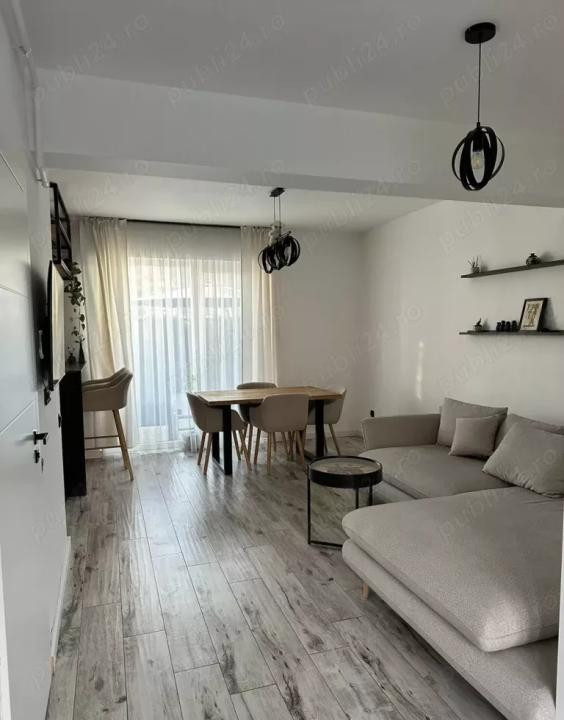 Casa la cheie, 4 camere, Garaj , Ansamblu rezidential privat
