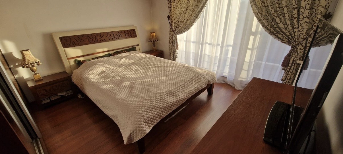 duplex la cheie,zona buna ziua, cu curte si 3 locuri de parcare
