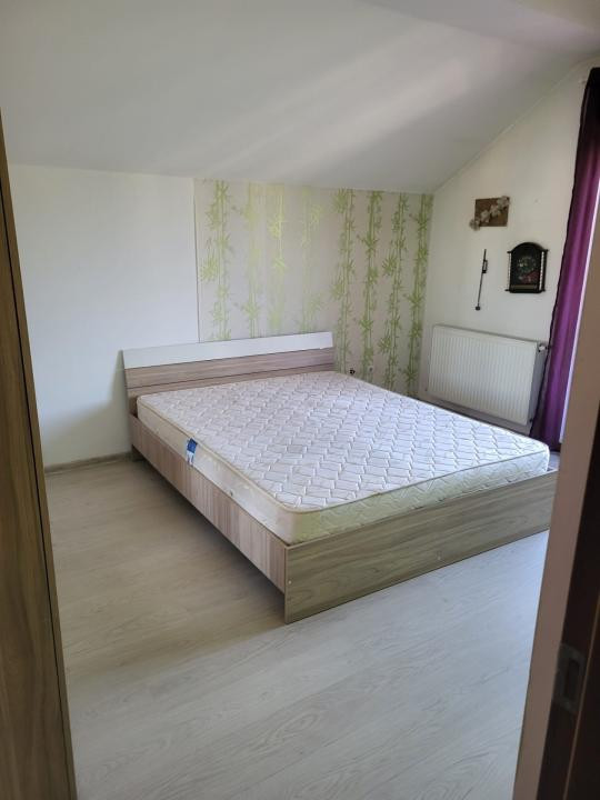 Apartament cu 3 camere zona Eroilor 
