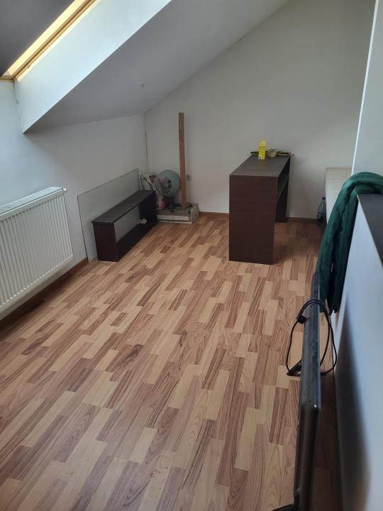 Apartament cu 3 camere zona Eroilor 