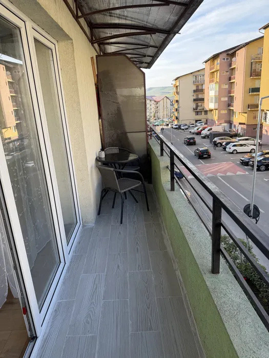 Apartament finisat modern, parcare, zona Eroilor