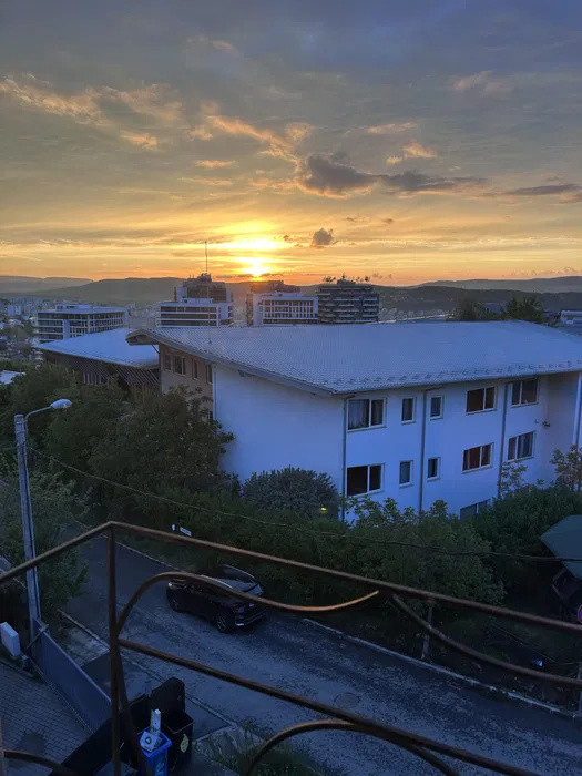 Apartament cu 3 camere, 80mp, modern + loc de parcare, Zorilor