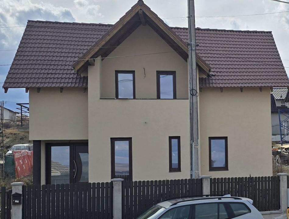Casa semifinisata 4 camere, CF disponibil, Campenesti